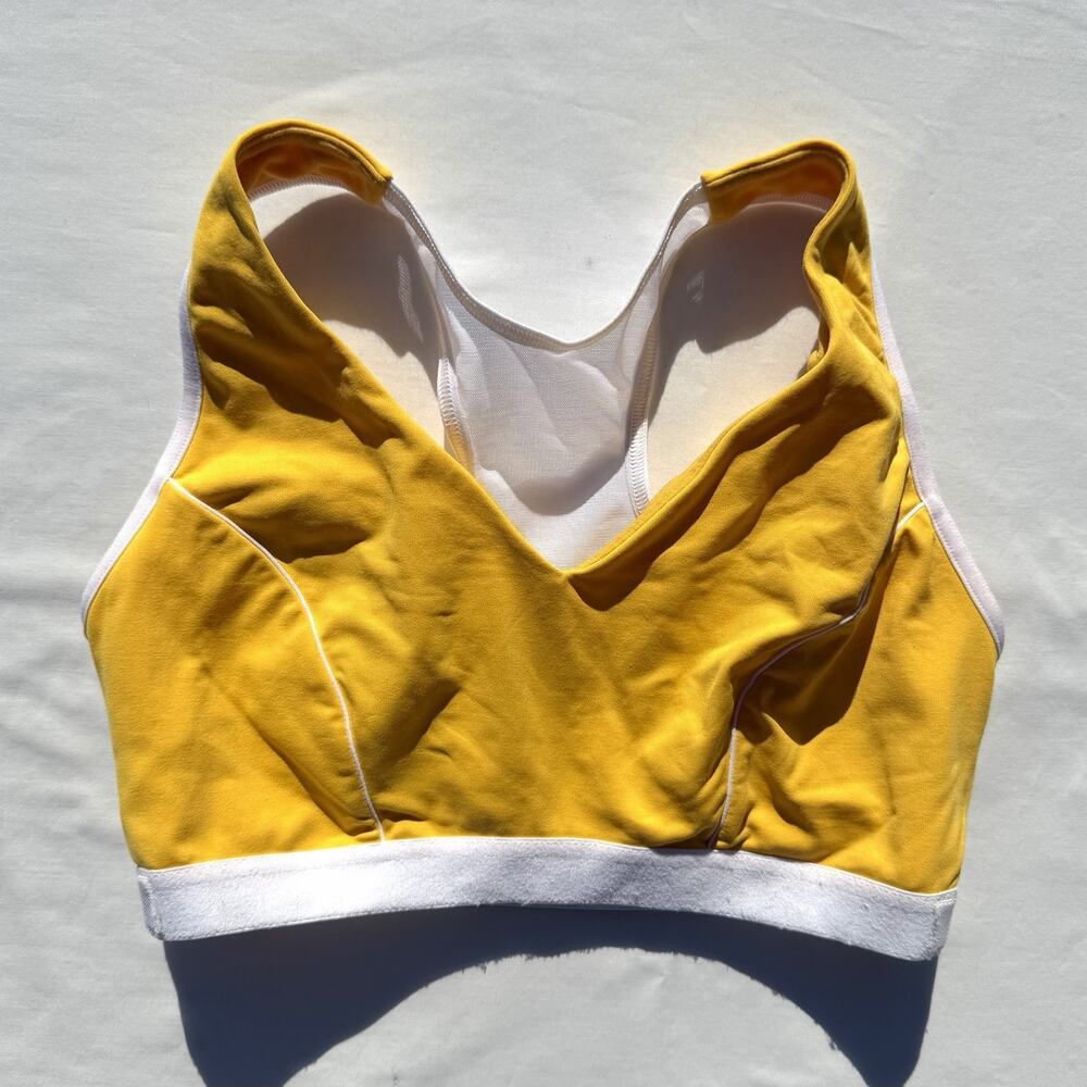 Shock Absorber Medium Support Sports Bra 36D Yellow White Wireless